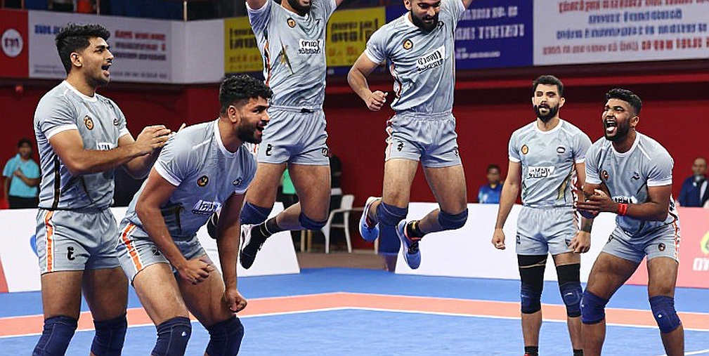 इंग्लैंड ने नीजीरिया पर 68 बनाए, भारत ने इंग्लैंड को 26 पर रोका — स्कोरबोर्ड से छिपी वह एक कहानी इंग्लैंड ने नीजीरिया पर 68 बनाए, भारत ने इंग्लैंड को 26 पर रोका — स्कोरबोर्ड से छिपी वह एक कहानी